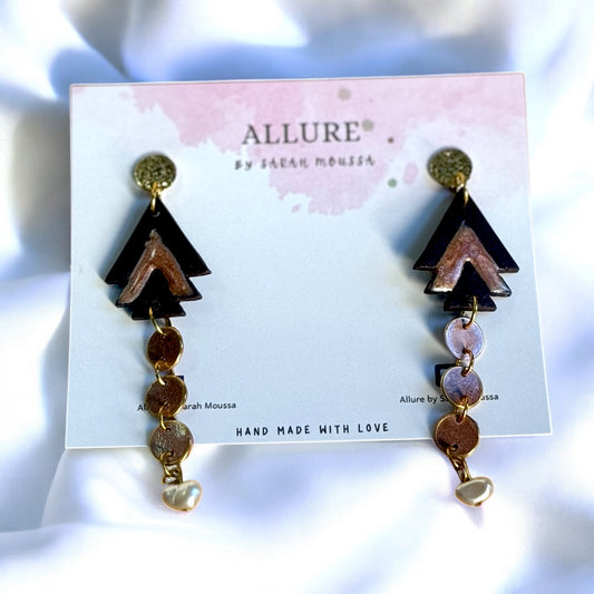 The Dangle in brown